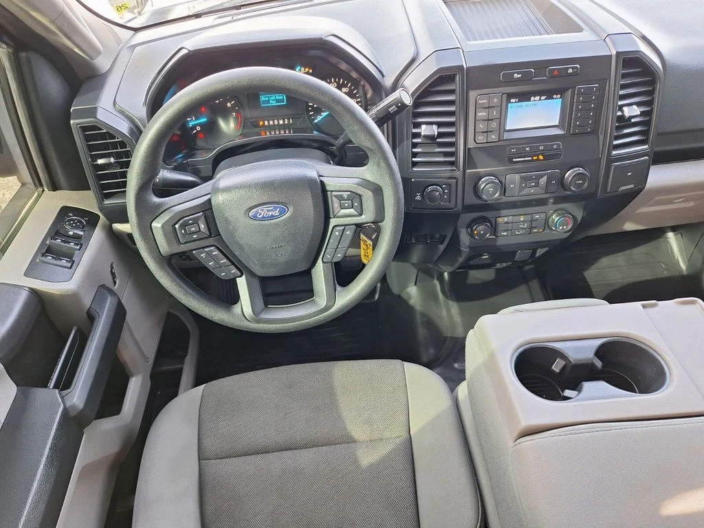 Used 2020 Black Metallic Ford XL image 9