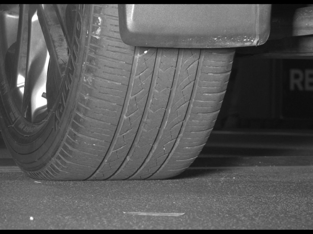 Certified Used 2025  Toyota XLE Premium image 14
