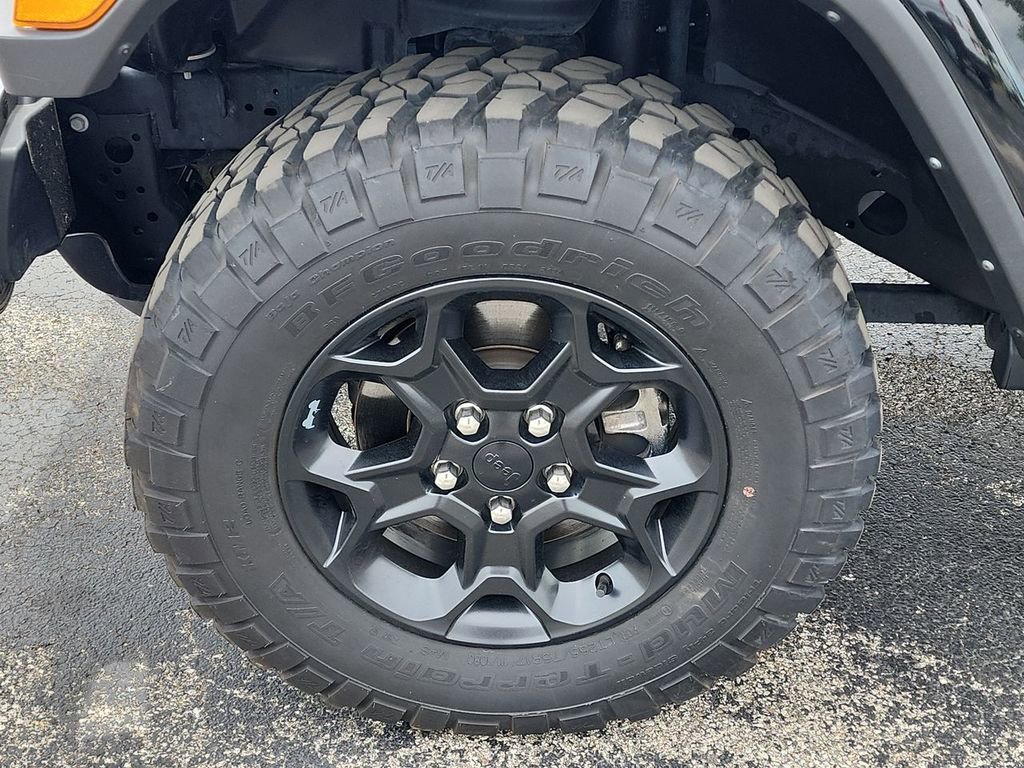 Used 2023  Jeep Willys image 10
