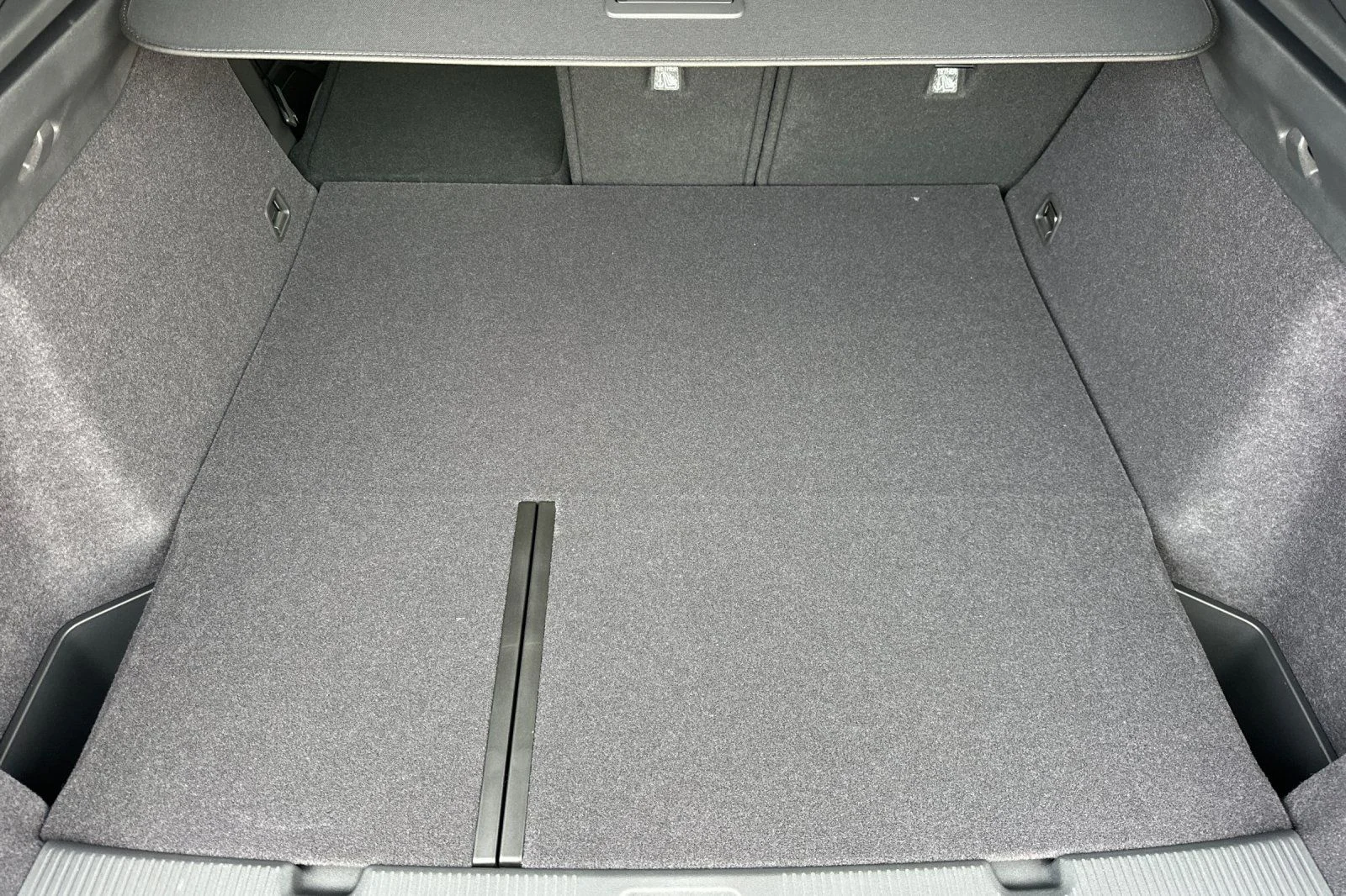New 2027  Volvo Ultra image 13
