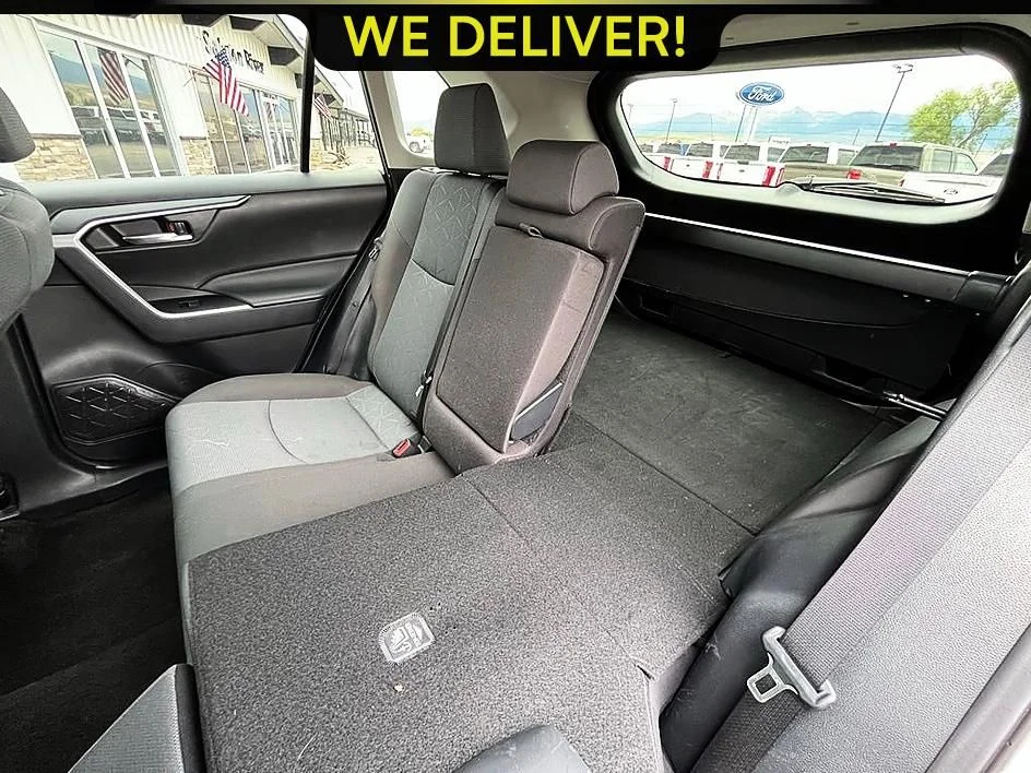 Used 2025 Silver Toyota XLE image 16