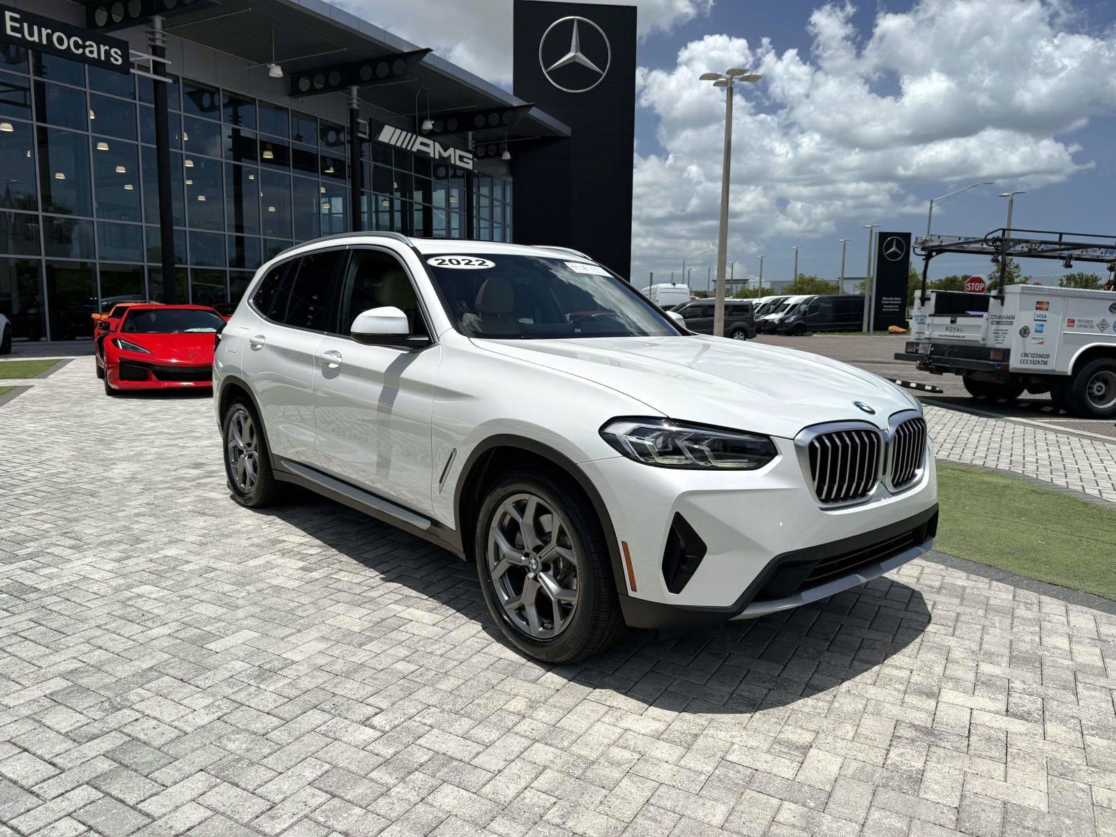 Used 2022 Mineral White Metallic BMW sDrive30i image 7
