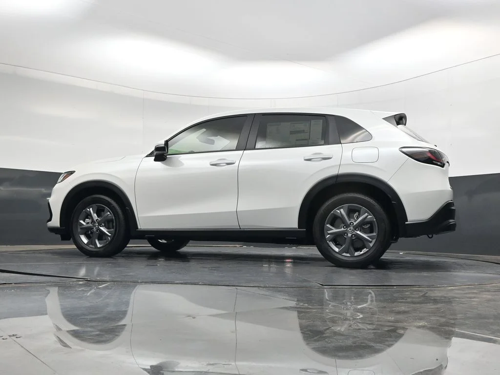 New 2027 Platinum White Pearl Honda LX image 37