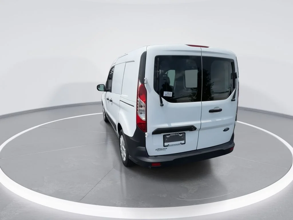Used 2020 White Ford XL image 7