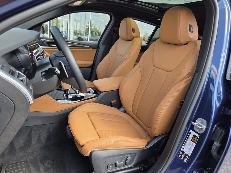 Used 2025 Blue Metallic BMW XDRIVE30I SPORTS ACTIVITY COUPE image 8