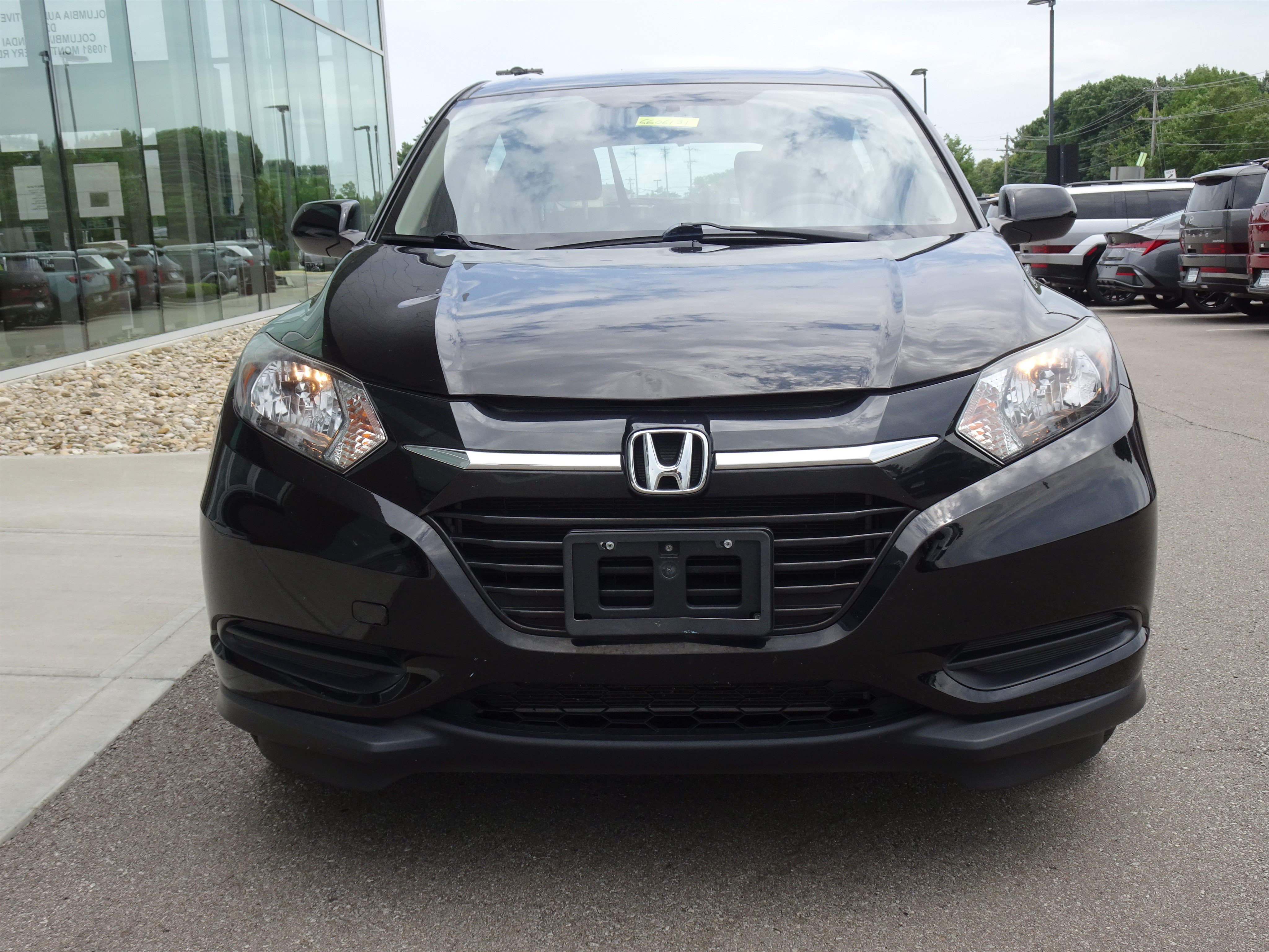 Used 2018  Honda LX image 7