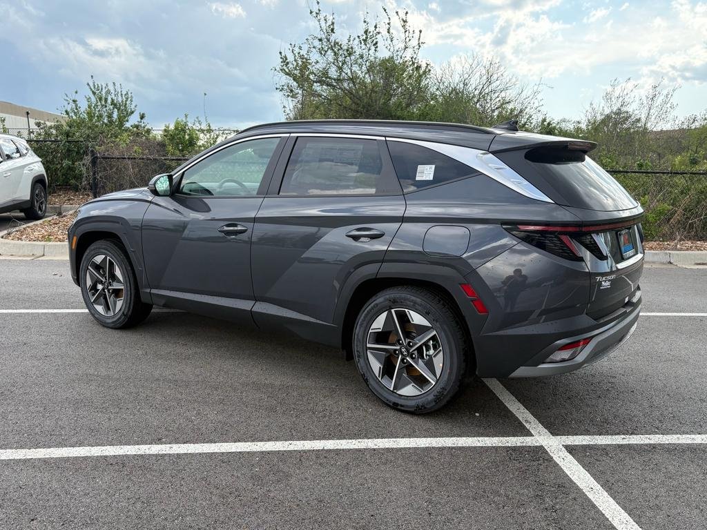 New 2026 Ecotronic Gray Hyundai SEL FWD image 3