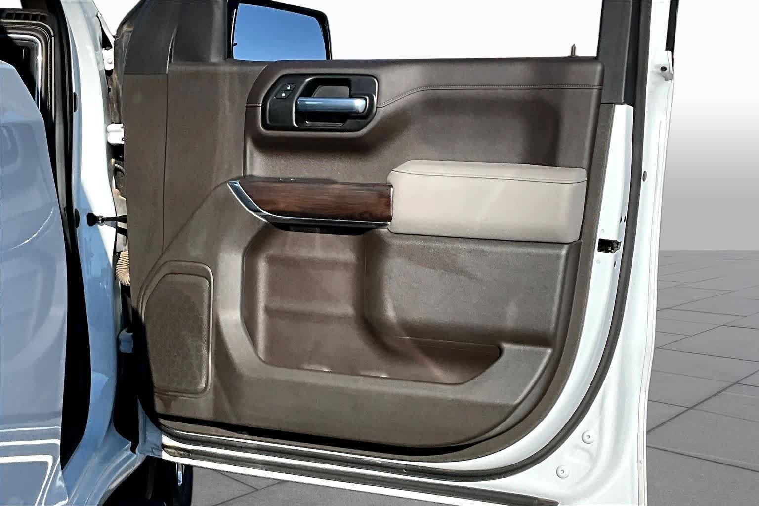 Used 2021 Summit White GMC SLT image 23