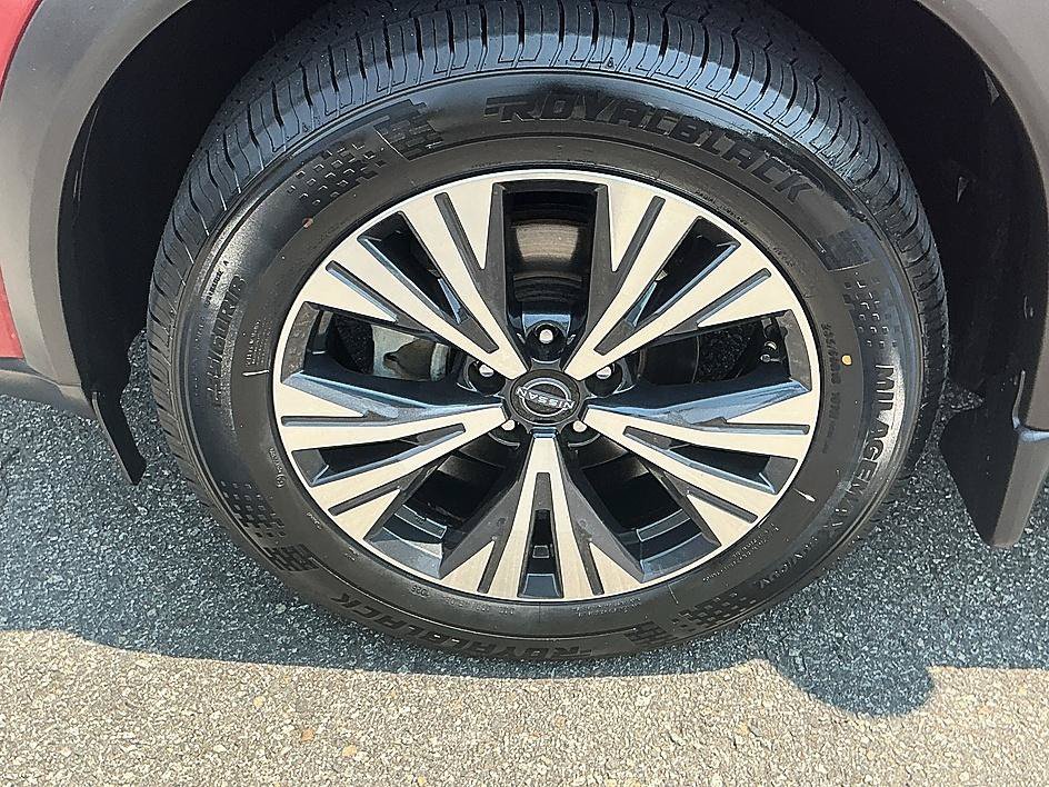Certified Used 2023 Scarlet Ember Tintcoat Nissan SV image 9