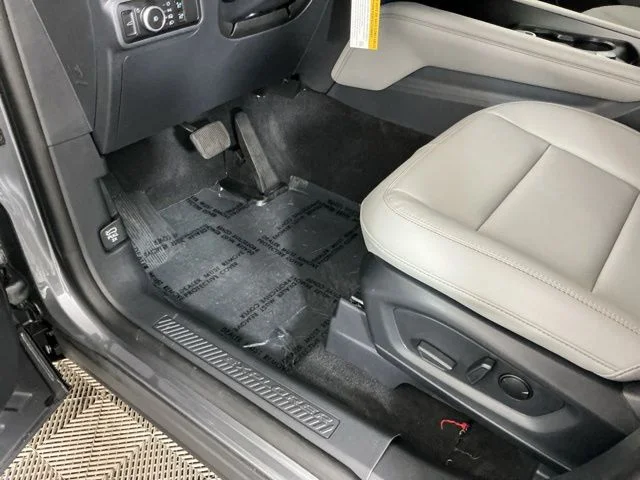 New 2026 Carbonized Gray Metallic Ford Active image 16