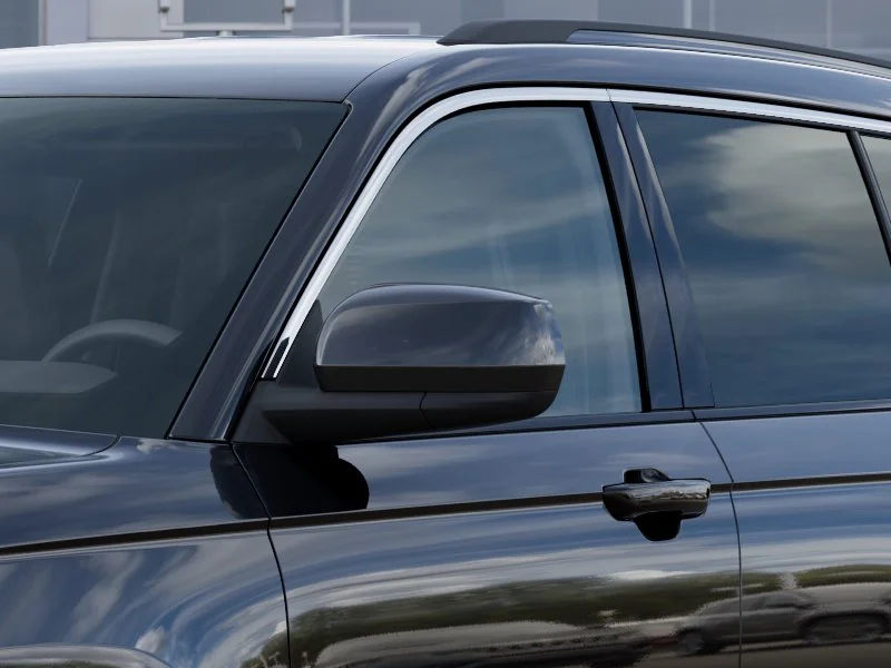 New 2026 Diamond Black Crystal Pearlcoat Jeep Laredo image 40
