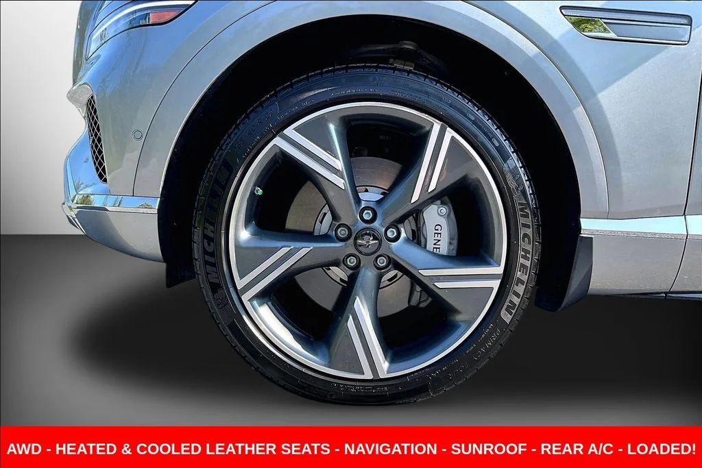 Used 2025 Silver Genesis 3.5T Prestige image 33