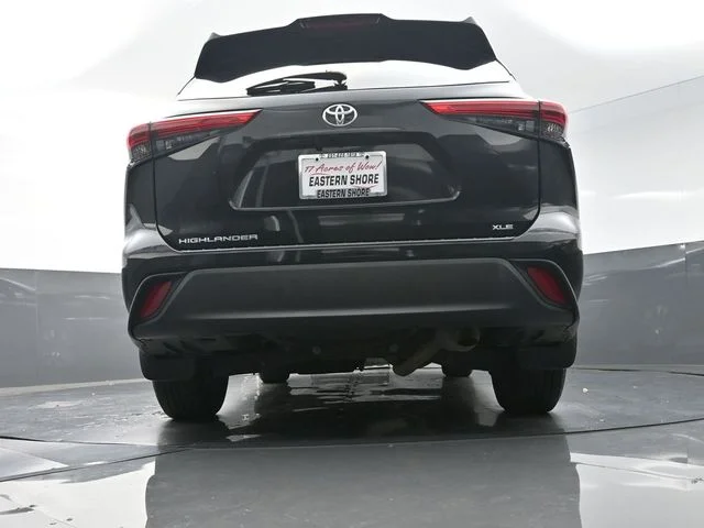 Used 2023 Black Toyota XLE image 38
