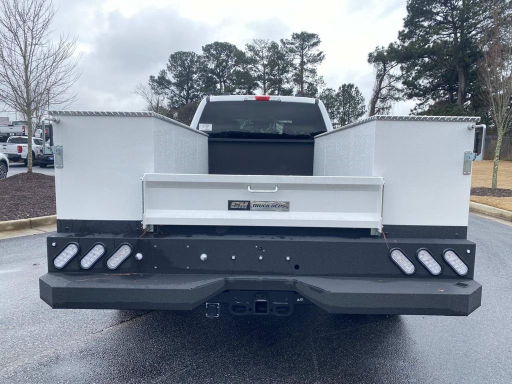New 2026 Oxford White Ford F-350® XLT image 4