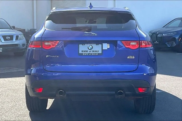 Used 2019 Blue Jaguar 25t Prestige image 4