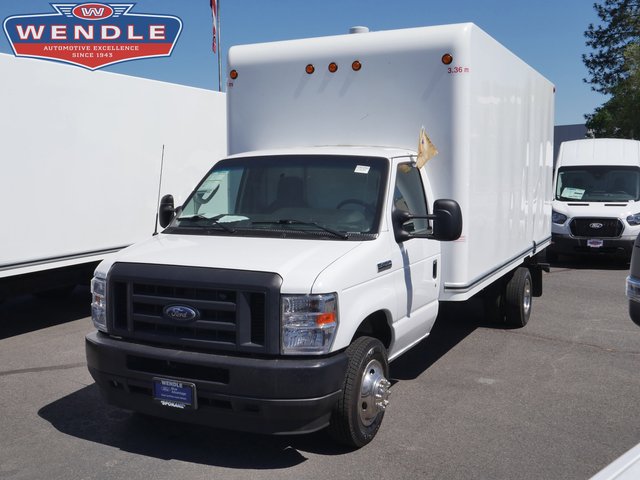 2024 Ford Econoline 450 Cutaway 