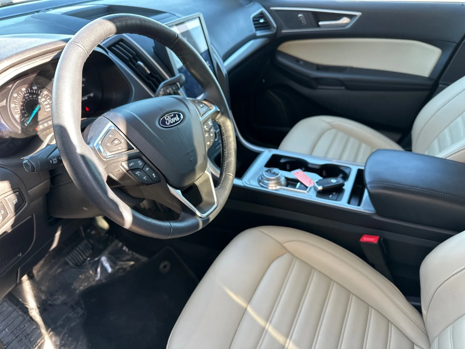 2024 Ford Edge SEL - Photo 21