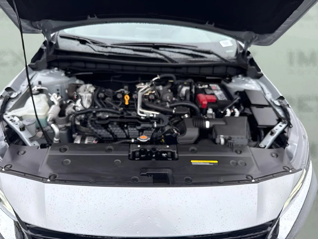 Used 2025 Silver Nissan 2.5 SV image 24