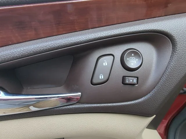 Used 2015 Red Buick Turbo image 14