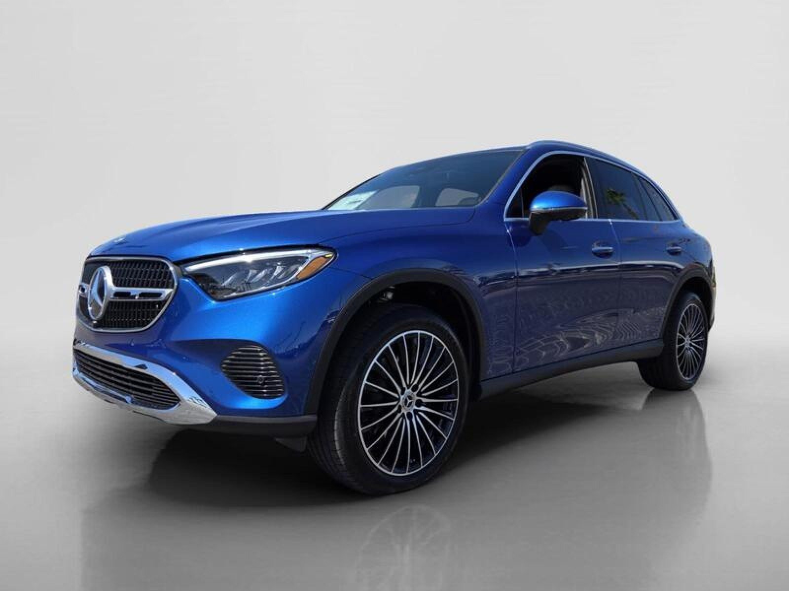 New 2026 Starling Blue Metallic Mercedes-Benz GLC 300 SUV image 8