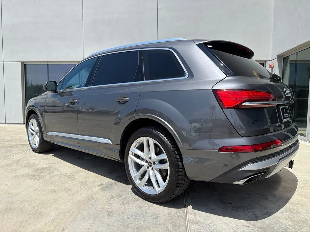 Used 2025 Samurai Gray Metallic Audi 55 Premium Plus image 5
