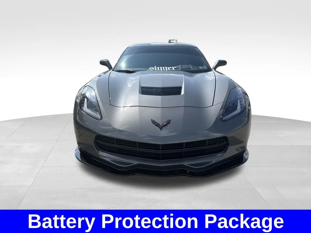 Used 2015 Gray Chevrolet Stingray image 6