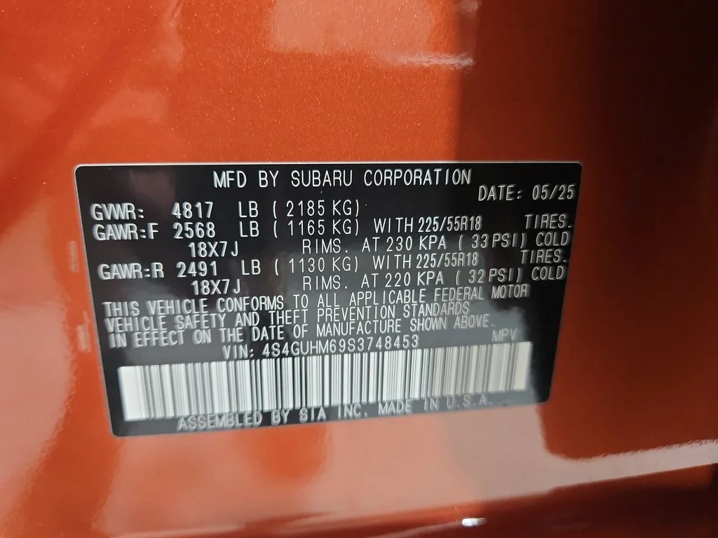 Used 2025 Beige Subaru Limited image 31