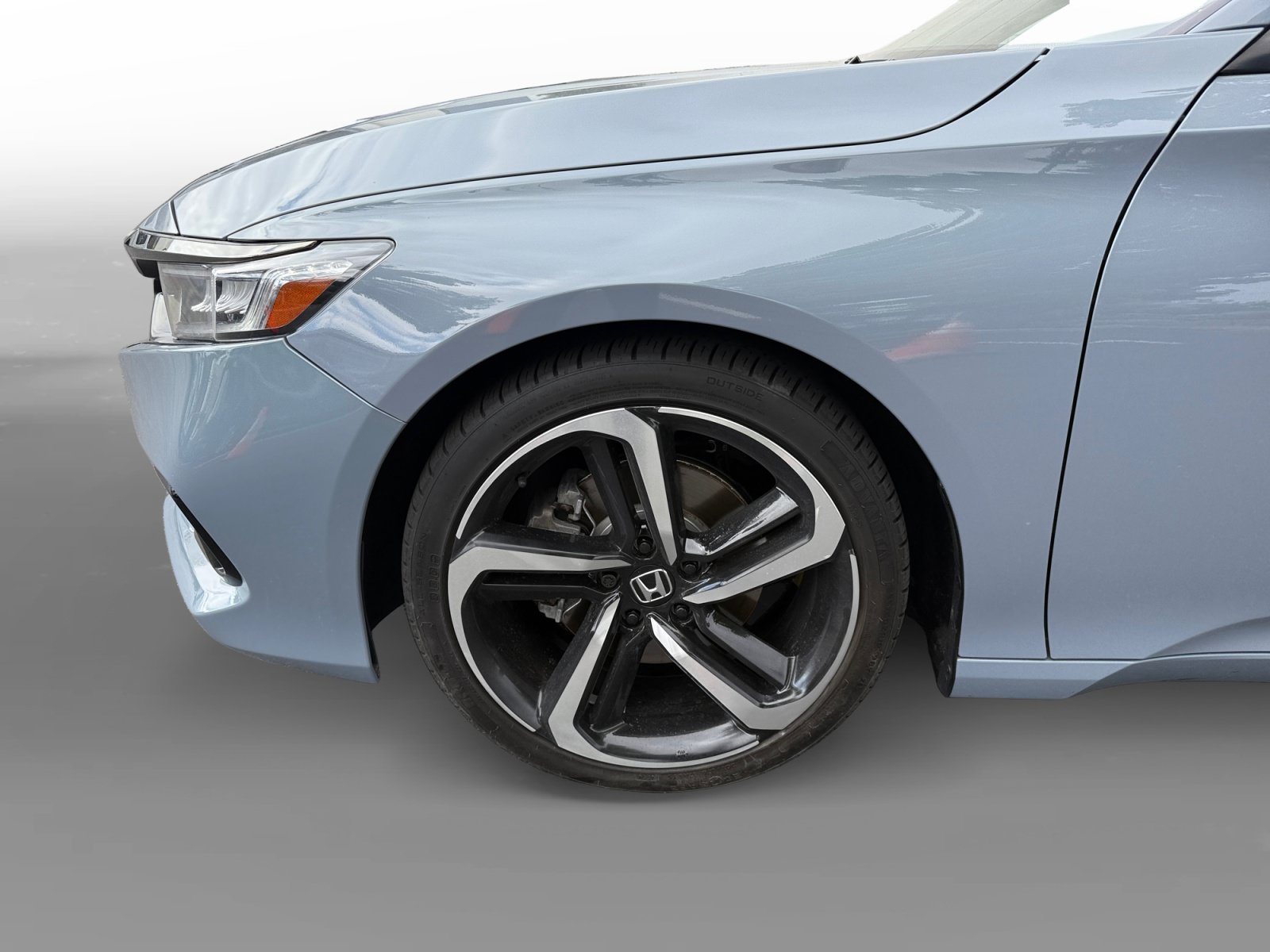 Used 2022 Sonic Gray Pearl Honda Sport image 9