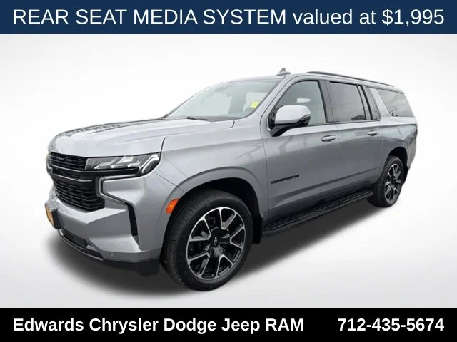 Used 2023 Gray Chevrolet RST image 3