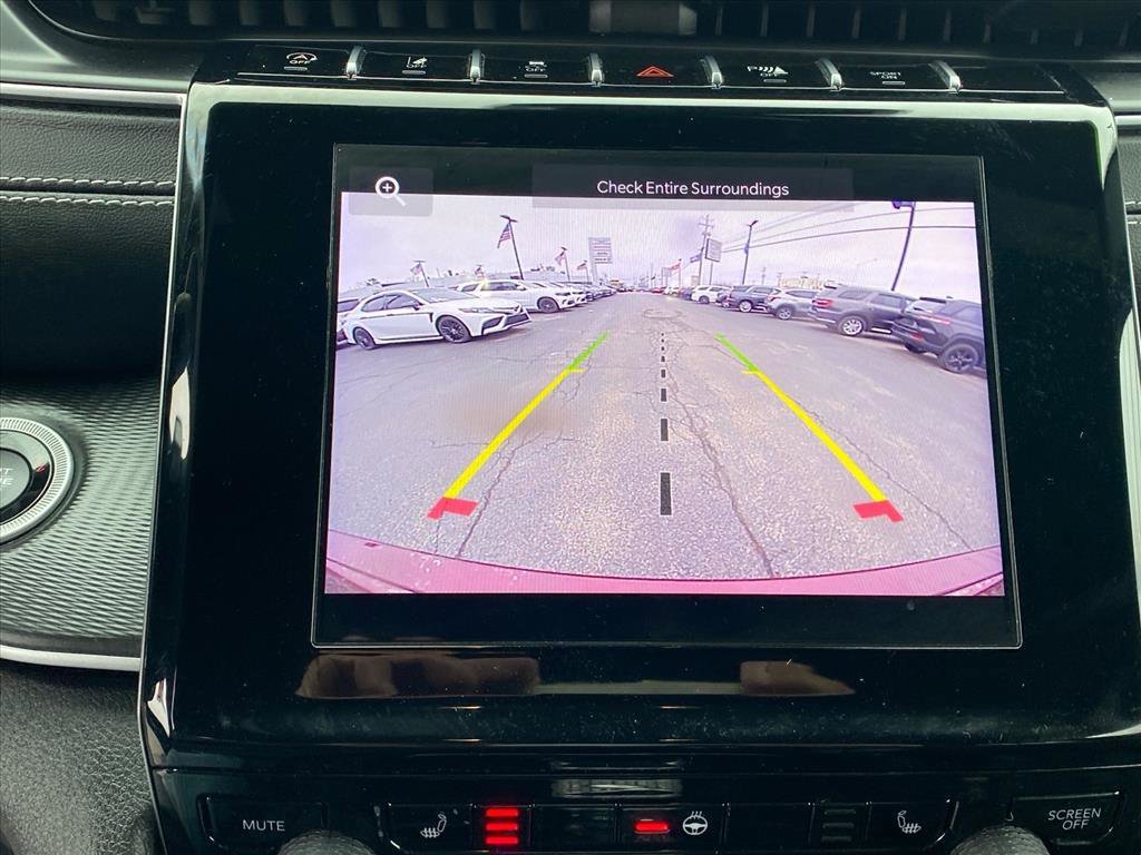 Used 2023 Velvet Red Pearlcoat Jeep Altitude image 16