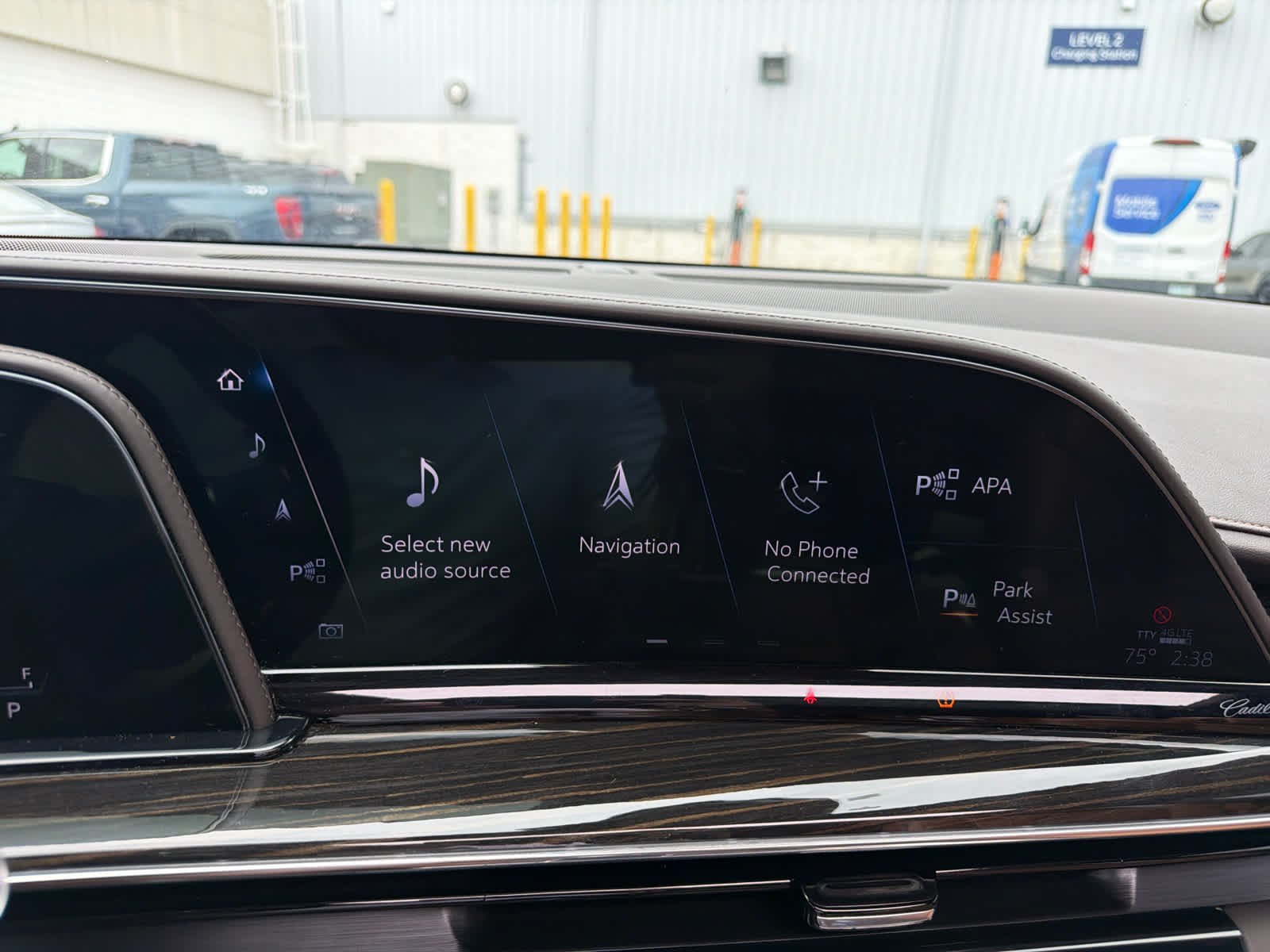 Used 2021 Crystal White Tricoat Cadillac Premium Luxury image 3