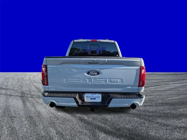New 2026 Avalanche Ford Lariat® image 5