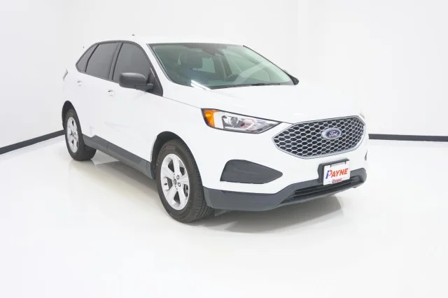 Used 2023 WHITE Ford SE image 3
