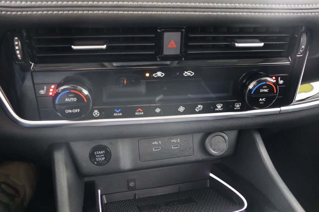 2025 Nissan Rogue SL - Photo 15