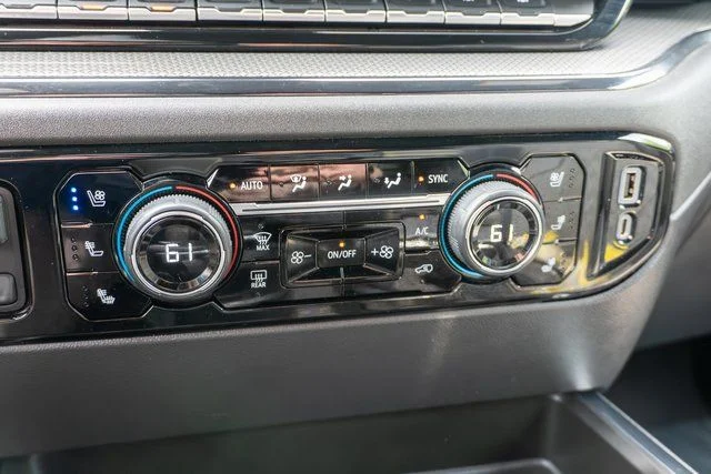 Used 2023 Blue Chevrolet ZR2 image 35