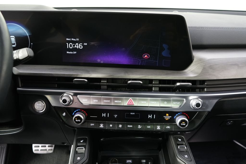 Used 2025 Gray Kia SX X-Line image 21