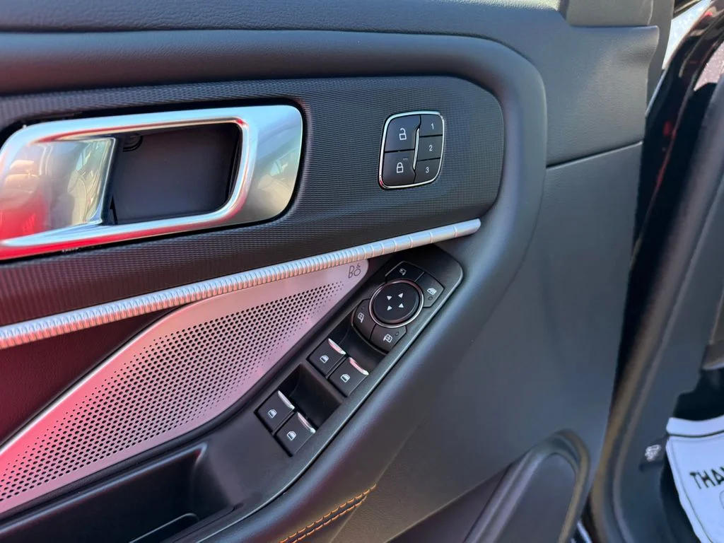 New 2026 Agate Black Metallic Ford Tremor® image 19
