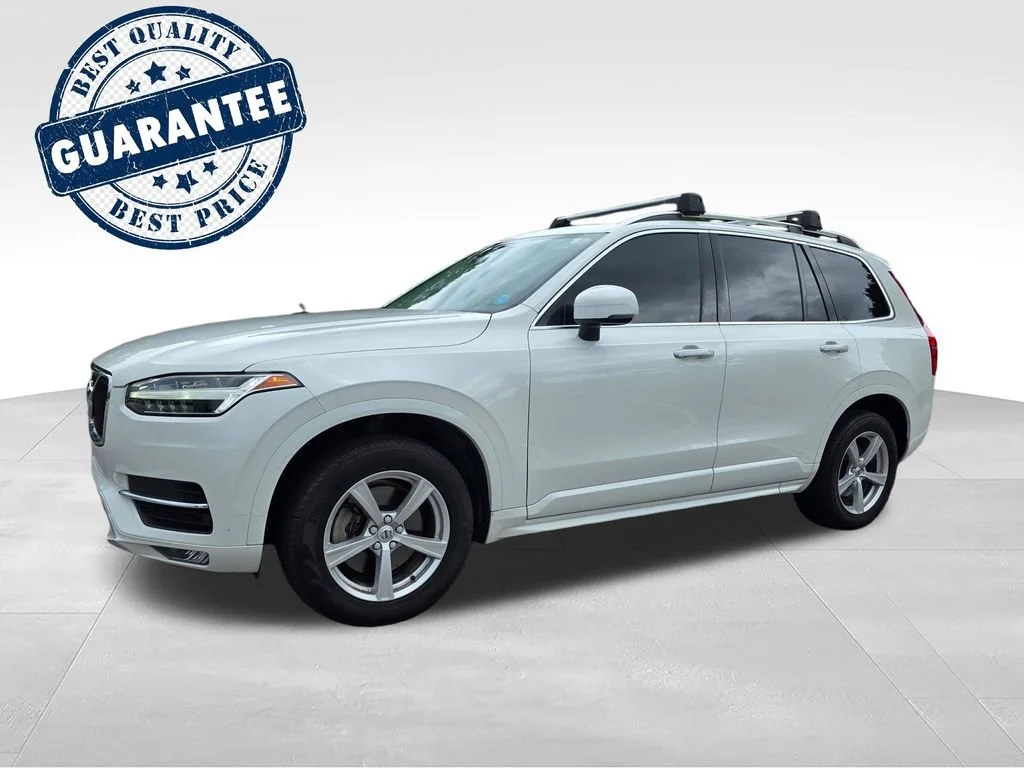 Used 2019 White Volvo T5 Momentum image 2