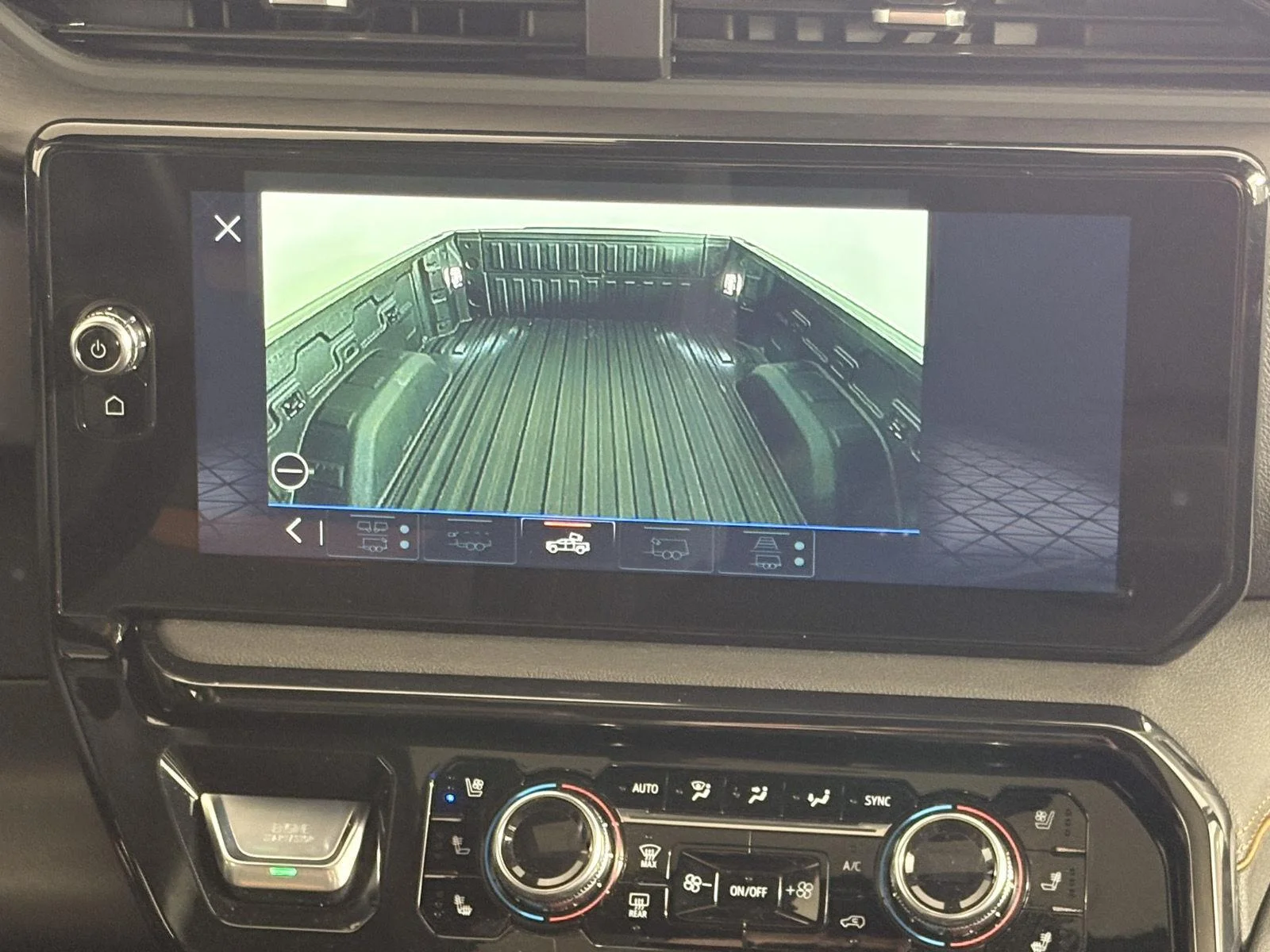 Used 2026 Onyx Black GMC AT4 image 51