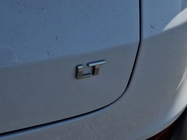 Used 2023 White Chevrolet LT image 32