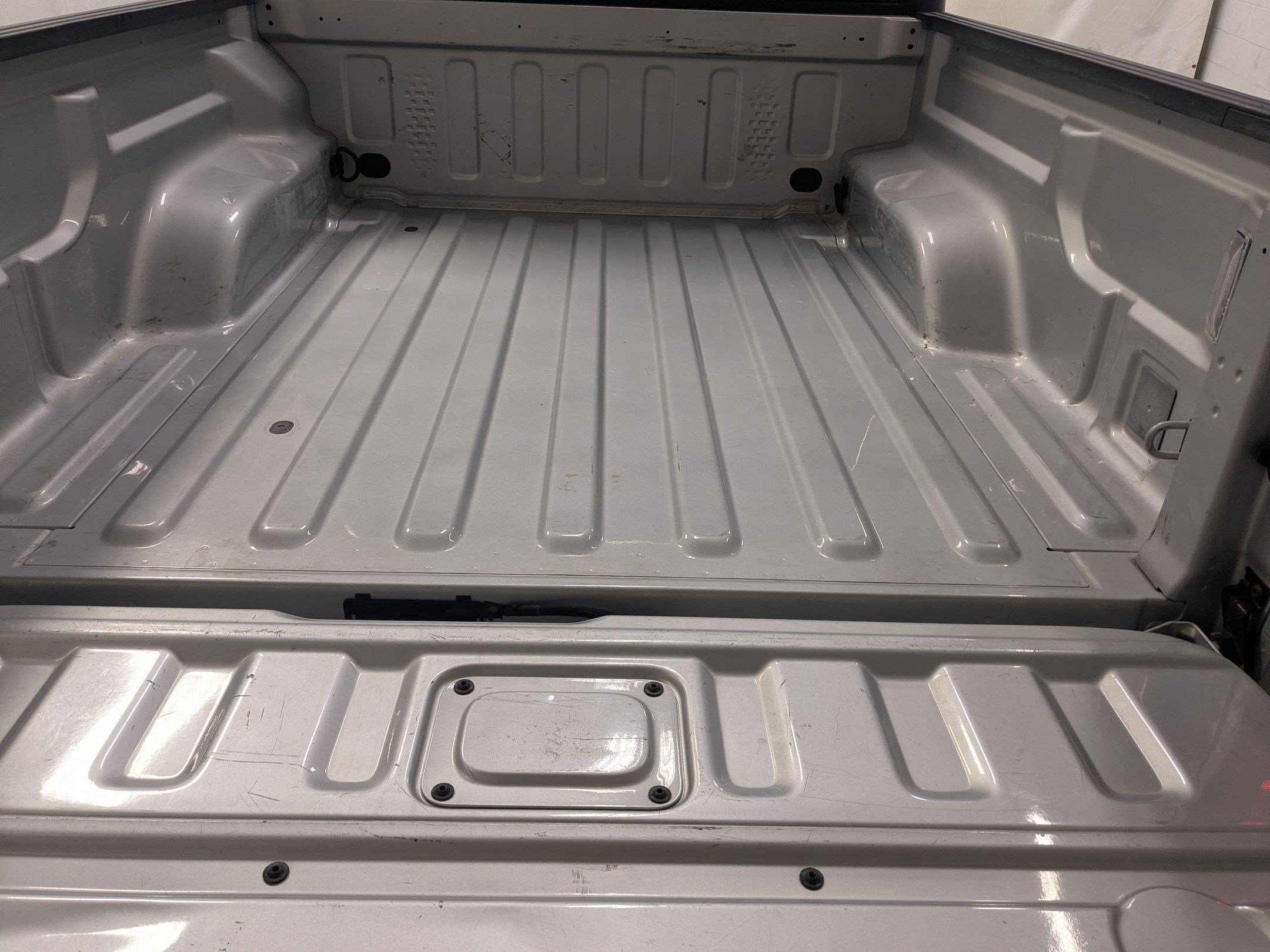 Used 2022 Silver Zynith Clearcoat Jeep Sport S image 21