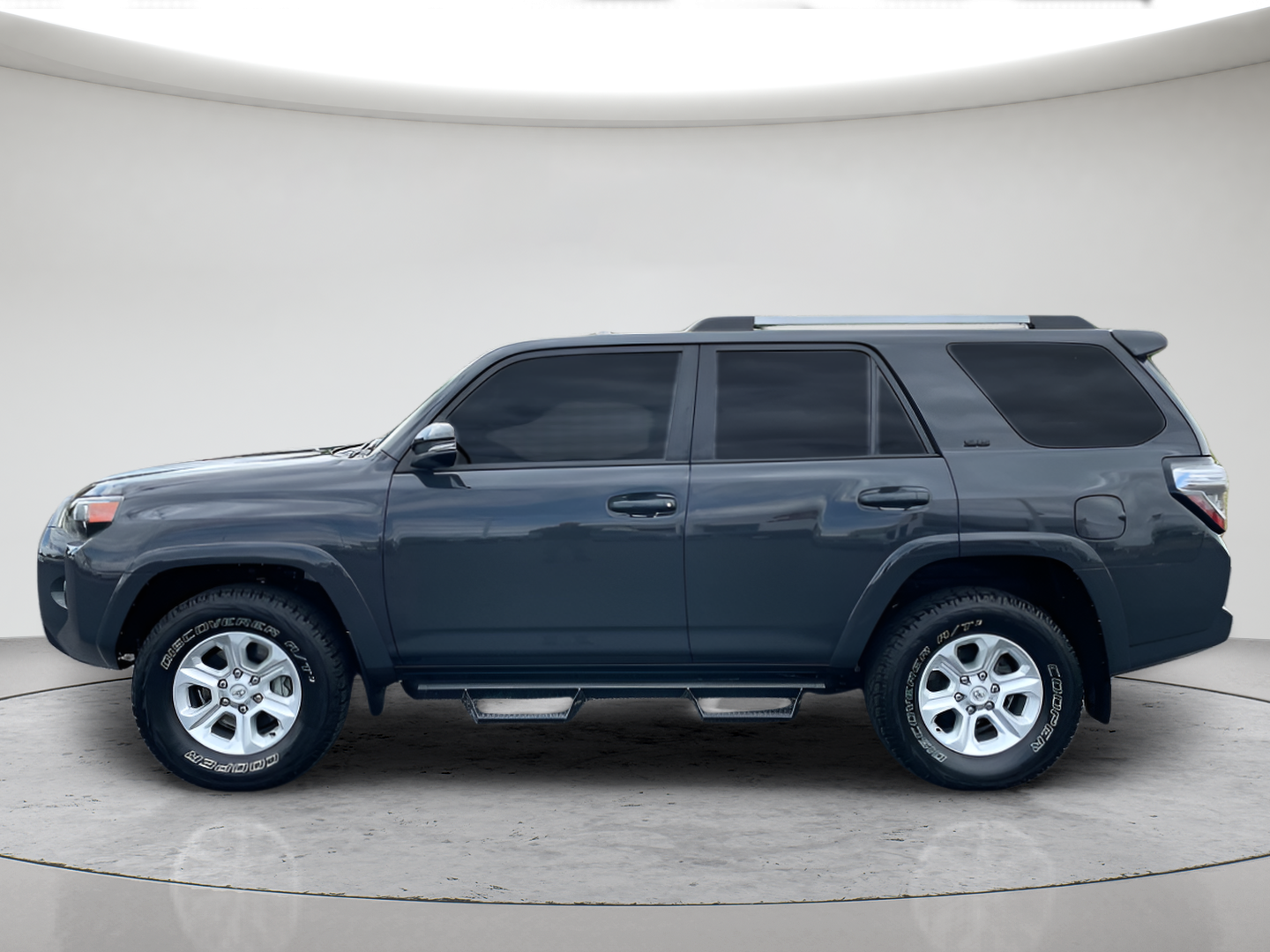 Certified Used 2024  Toyota SR5 Premium image 8