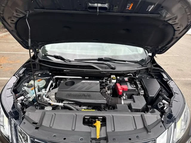 Used 2022 Super Black Nissan S image 27