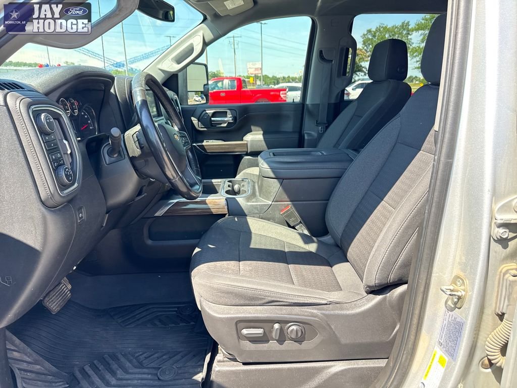 Used 2022 Silver Chevrolet LT image 22