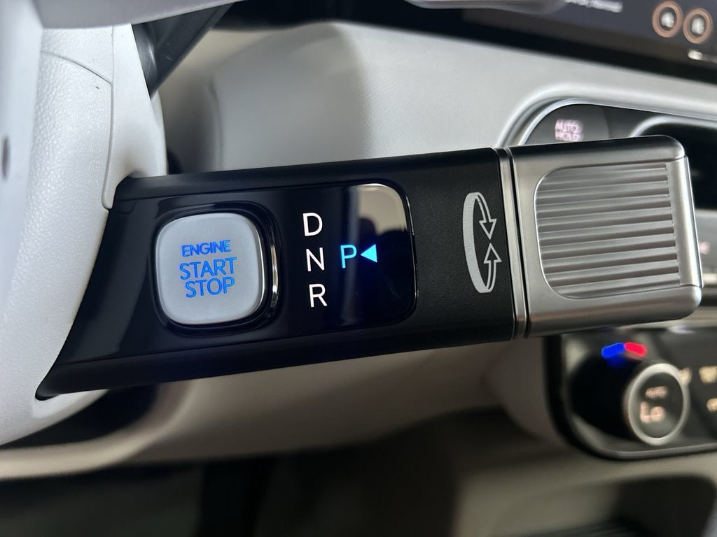 New 2026 Gray Pearl Hyundai SEL 8P image 25