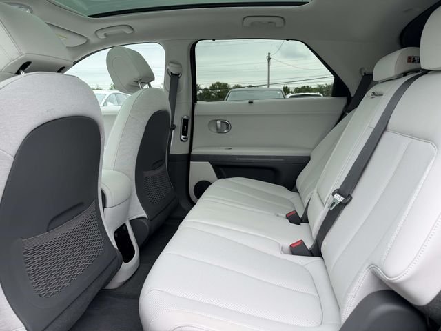 Used 2023 Black Hyundai Limited image 15