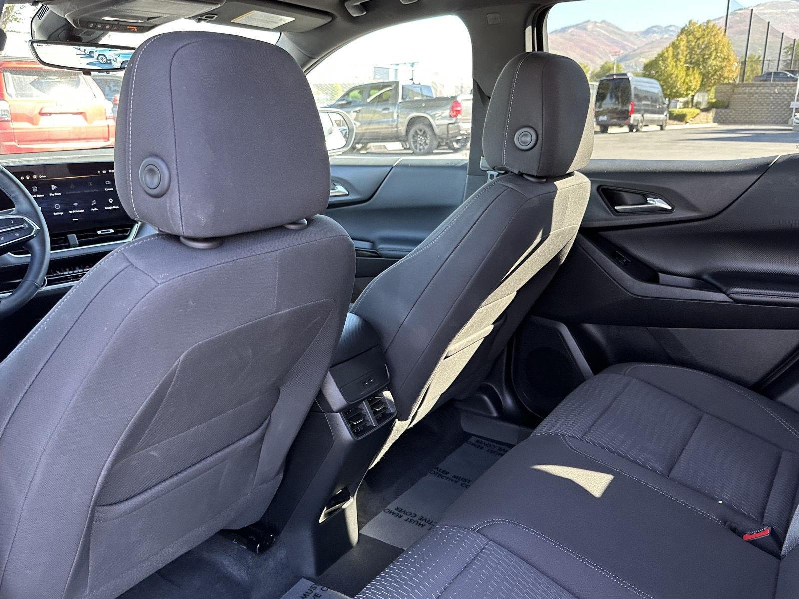 2025 Chevrolet Equinox LT - Photo 24