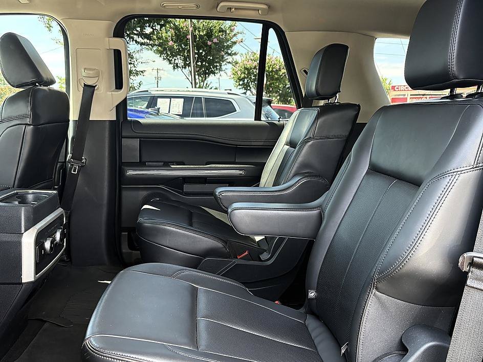 Used 2024 Gray Metallic Ford XLT image 10