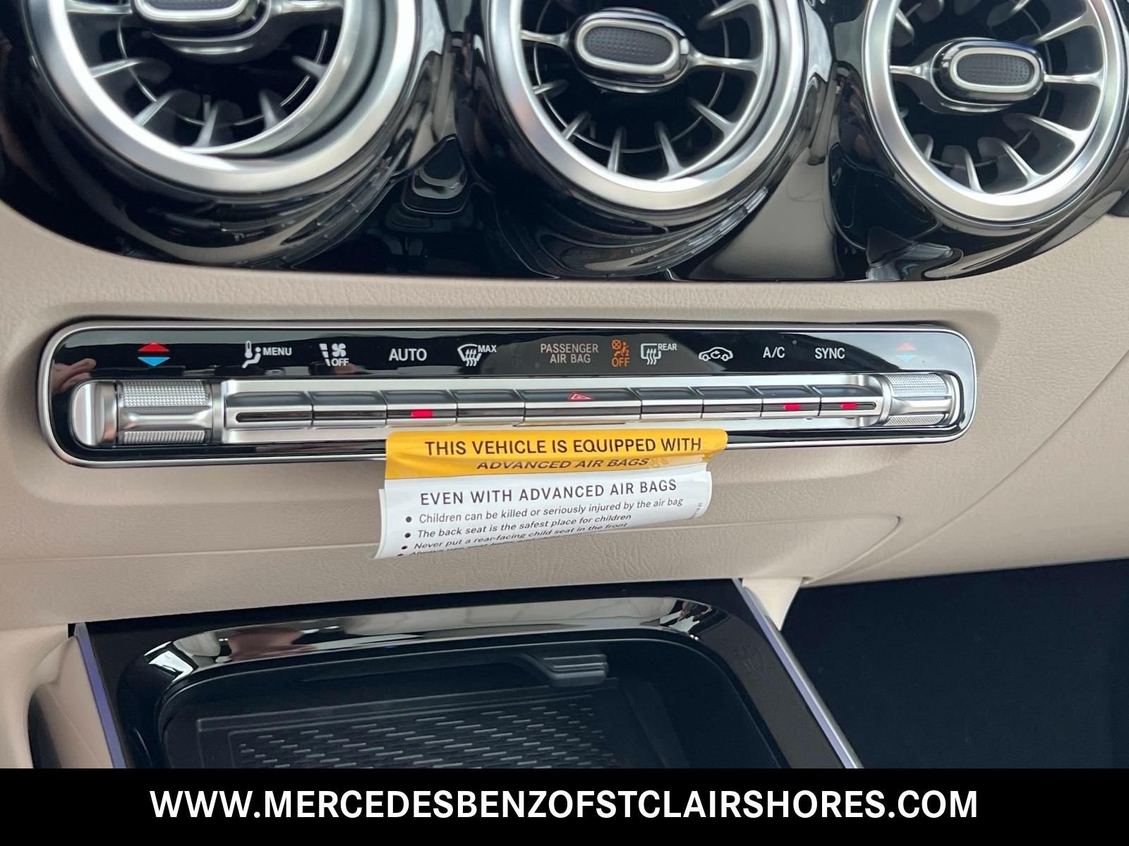 New 2026 Mountain Grey Metallic Mercedes-Benz GLA 250 image 23