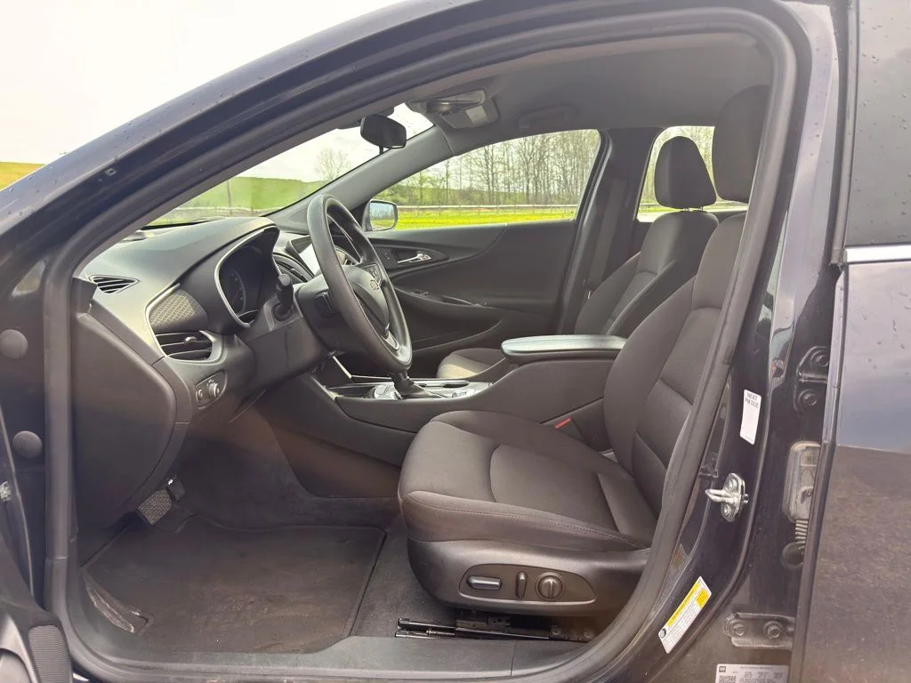 Used 2023 Chevrolet Malibu 1LT with VIN 1G1ZD5ST5PF244078 for sale in Valley View, OH